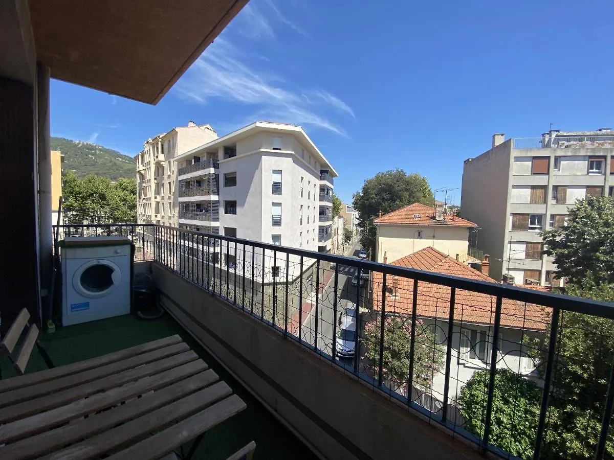 Appartement T2 St Jean 5' port/gare balcon Clim wifi à Toulon